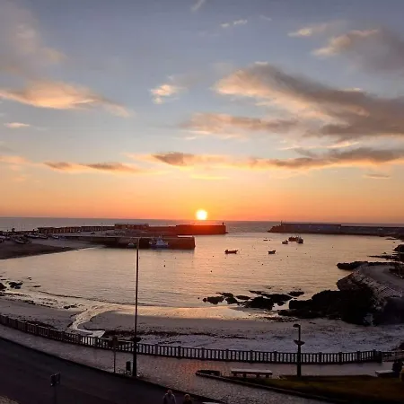 O Mucino, Entre El Mar Y El Tecla * A Guarda