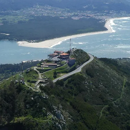 O Mucino, Entre El Mar Y El Tecla *
