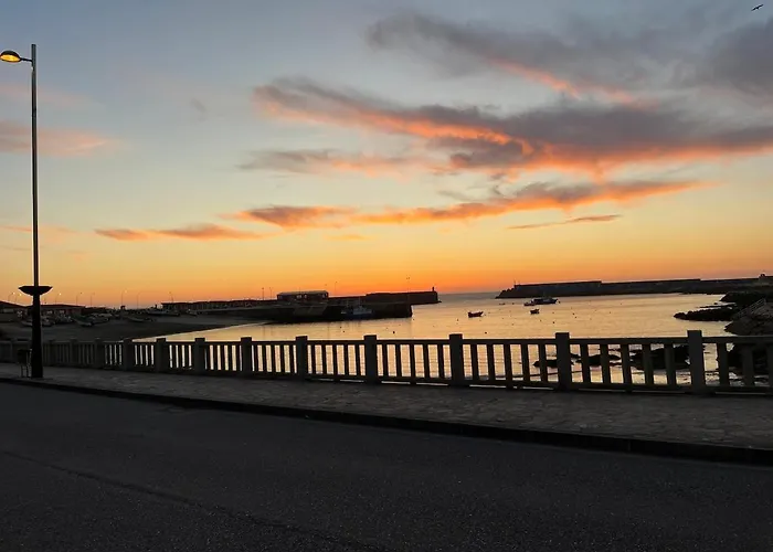 O Mucino, Entre El Mar Y El Tecla *